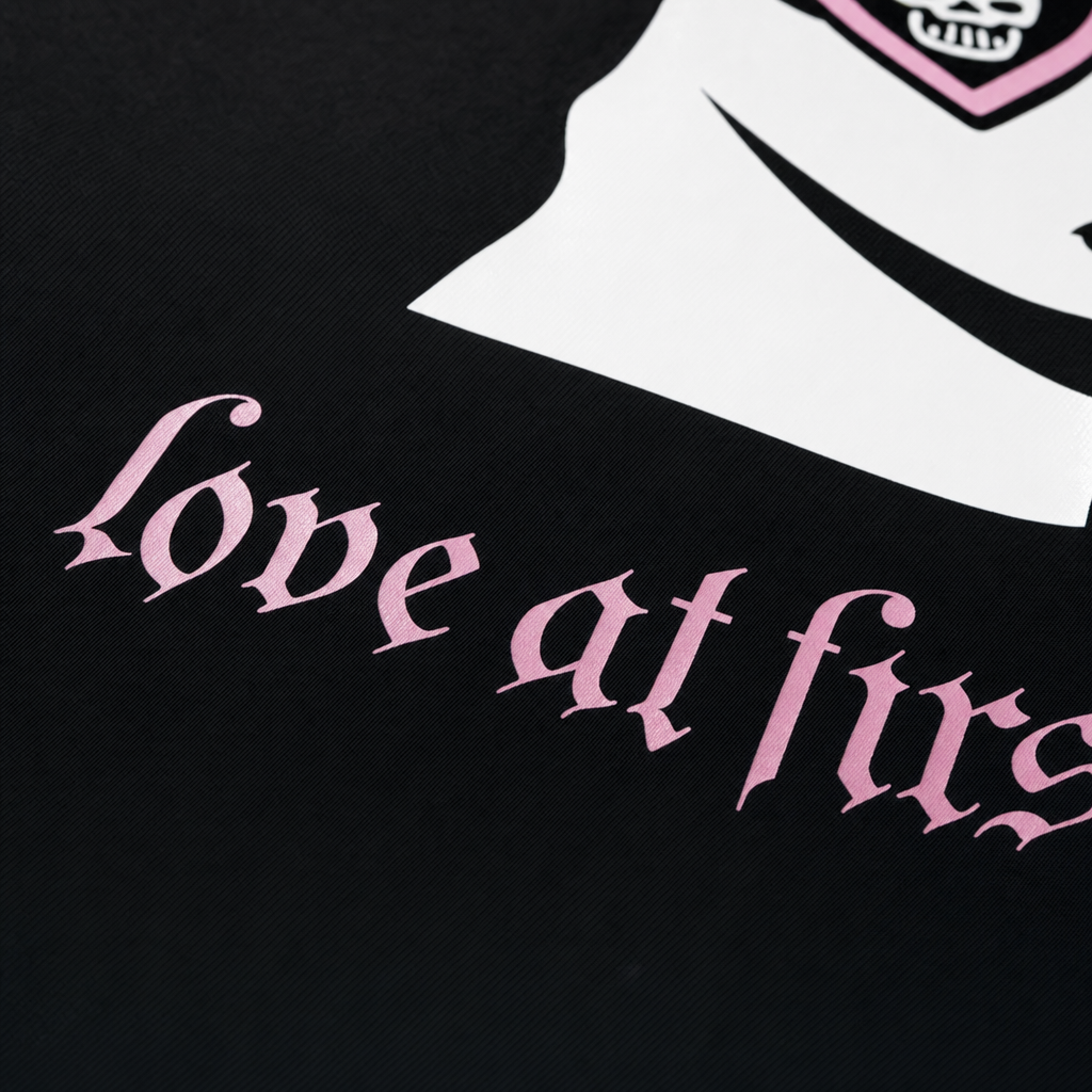 LOVE AT FIRST SIGHT VOYD BLACK T-SHIRT